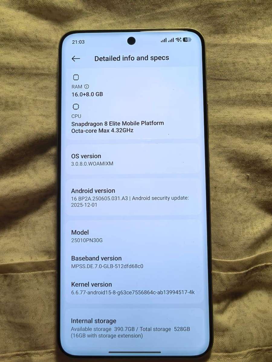 Xiaomi 15 Ultra 5G Smartphone 528GB 16GB RAM Excellent Condition