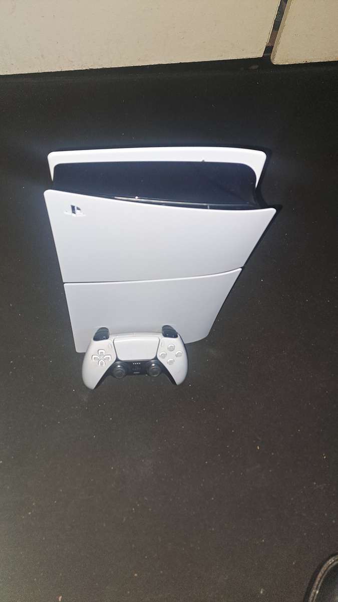 Playstation 5 Slim - Digital Edition - Brand new !!!