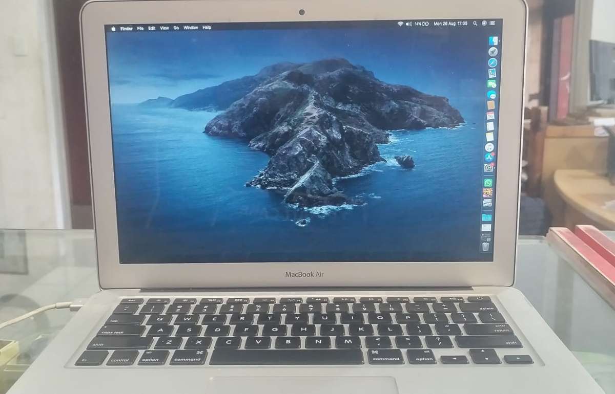 Macbook Air i5 2012