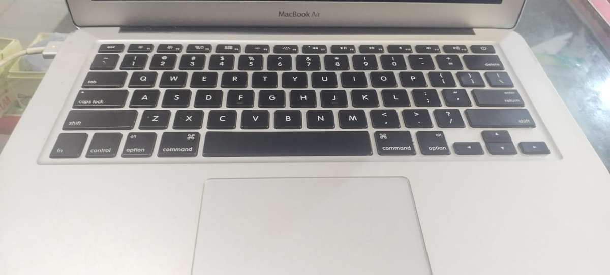 Macbook Air i5 2012
