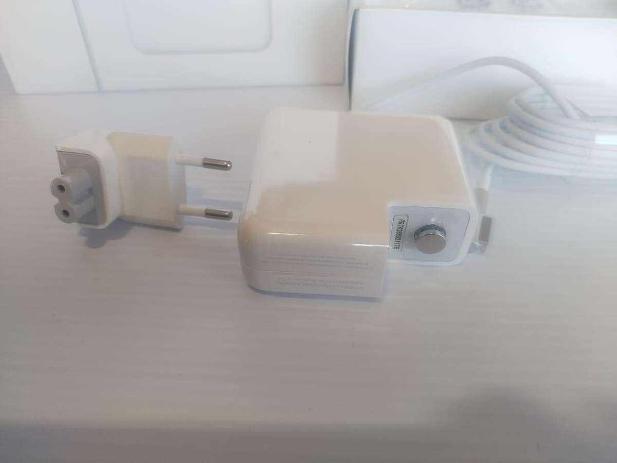 60W MACBOOK CHARGER(MAGSAFE L-SHAPE ADAPTOR)