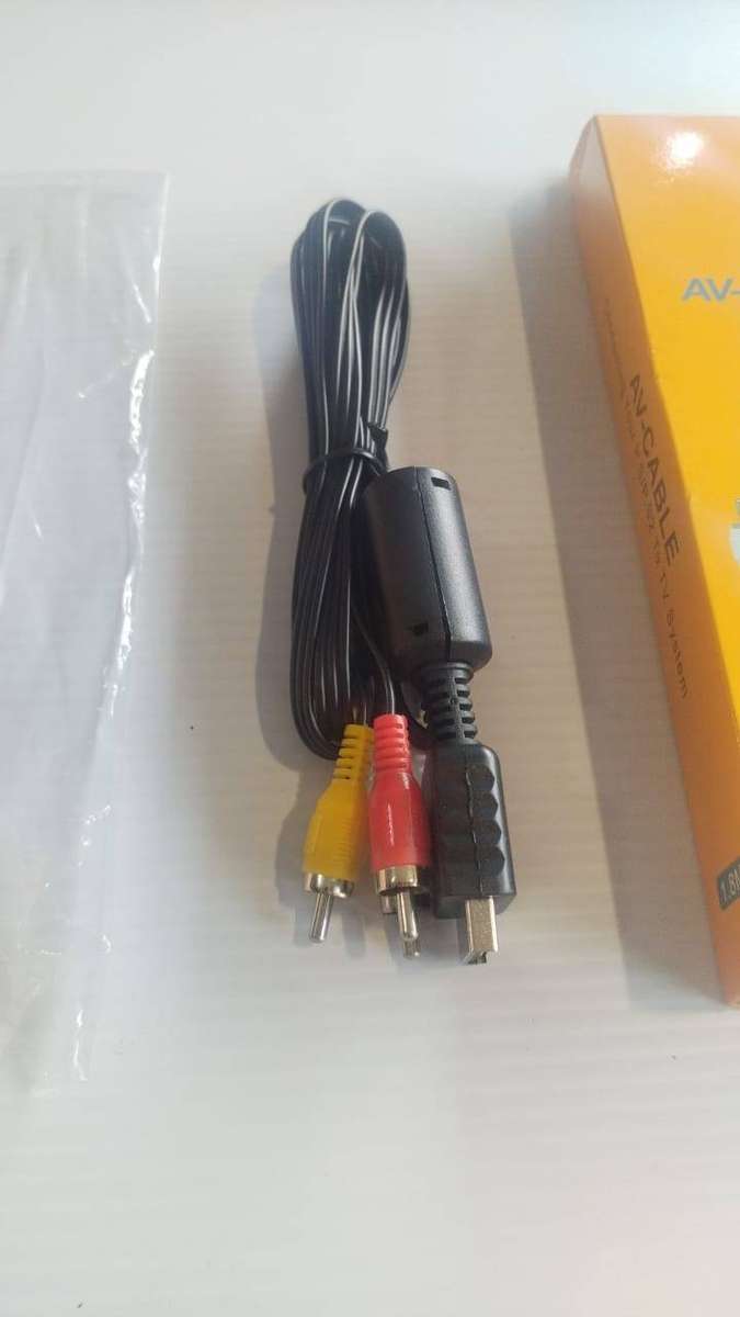 PS/PS2 AV CABLE 1.8M