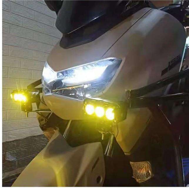SECONDHAND Motorcycle 30W LED Spotlights High And Low Beams Two-Color Lens