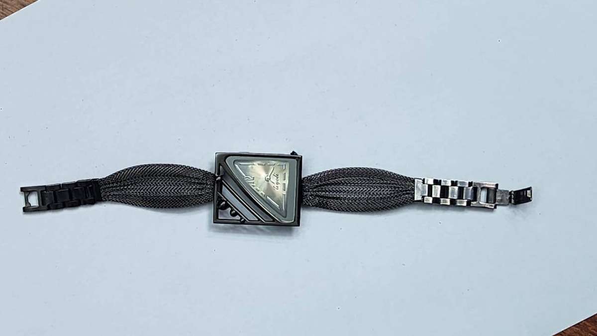 Second Hand Wrist Watch