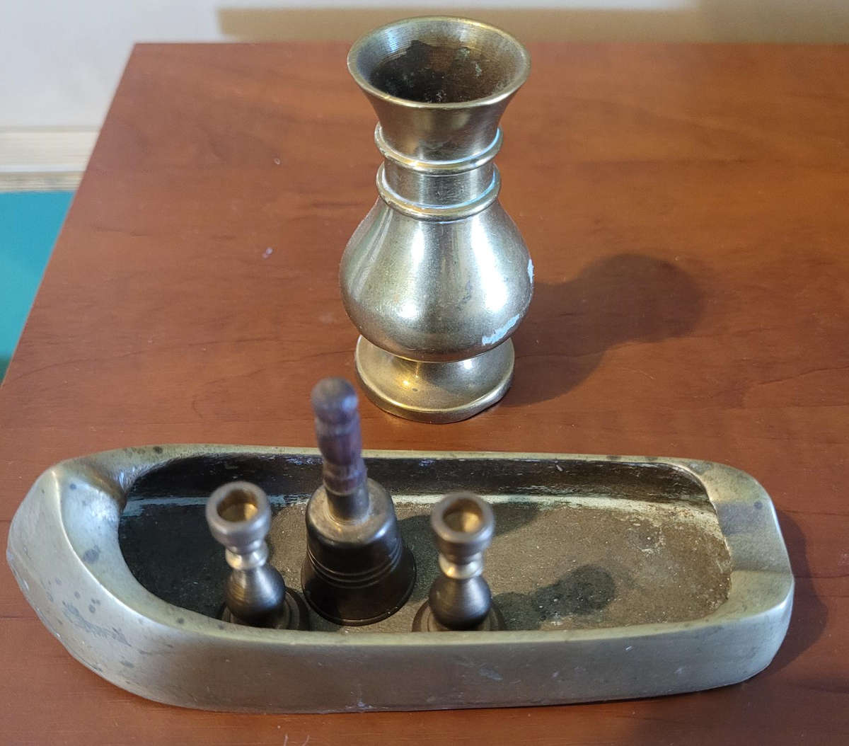 ELEVEN BRASS COLLECTABLE SMALL VASES, CHAIRS AND KETTLE. ALL FOR ONE BID.