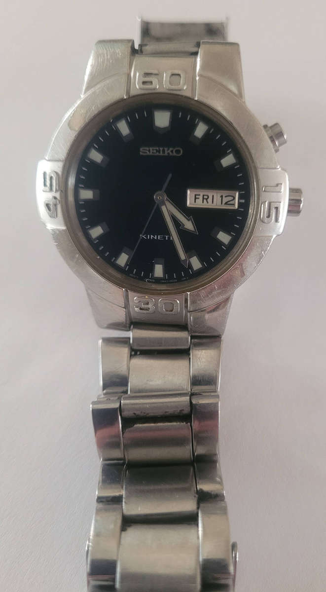 SEIKO VINTAGE 5M43-OE90 MEN'S SPORTS WATCH IN A VERY GOOD WORKING CONDITION, AND TIME KEEPING-BLACK