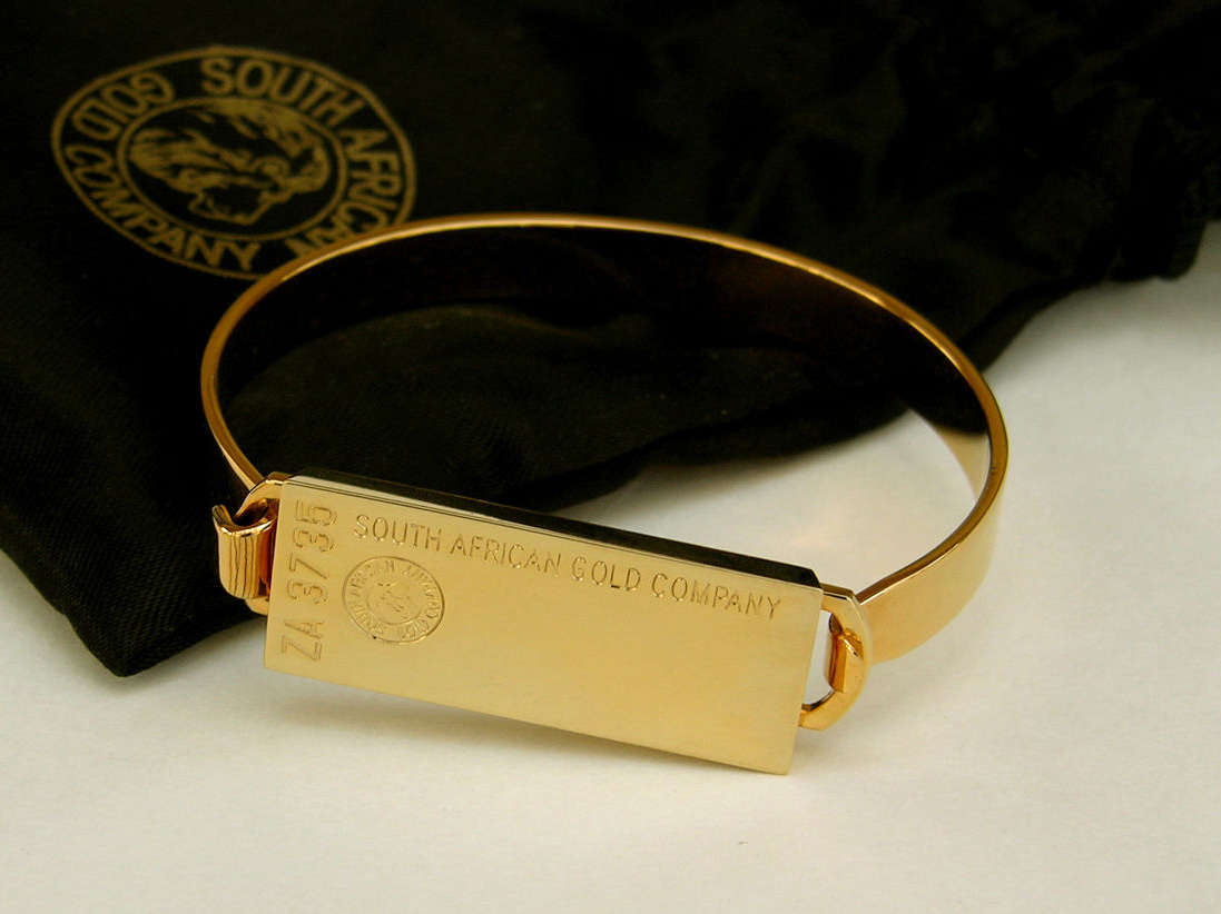 Magnificent Large Size South African Gold Company `Gold Bullion Collection` 22Kt Gold Bar Bangle.