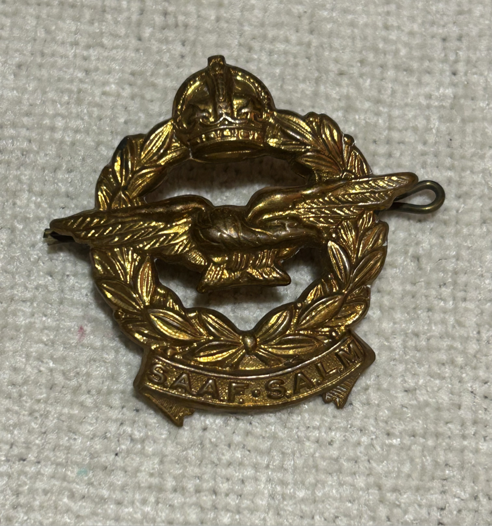 SAAF cap badges