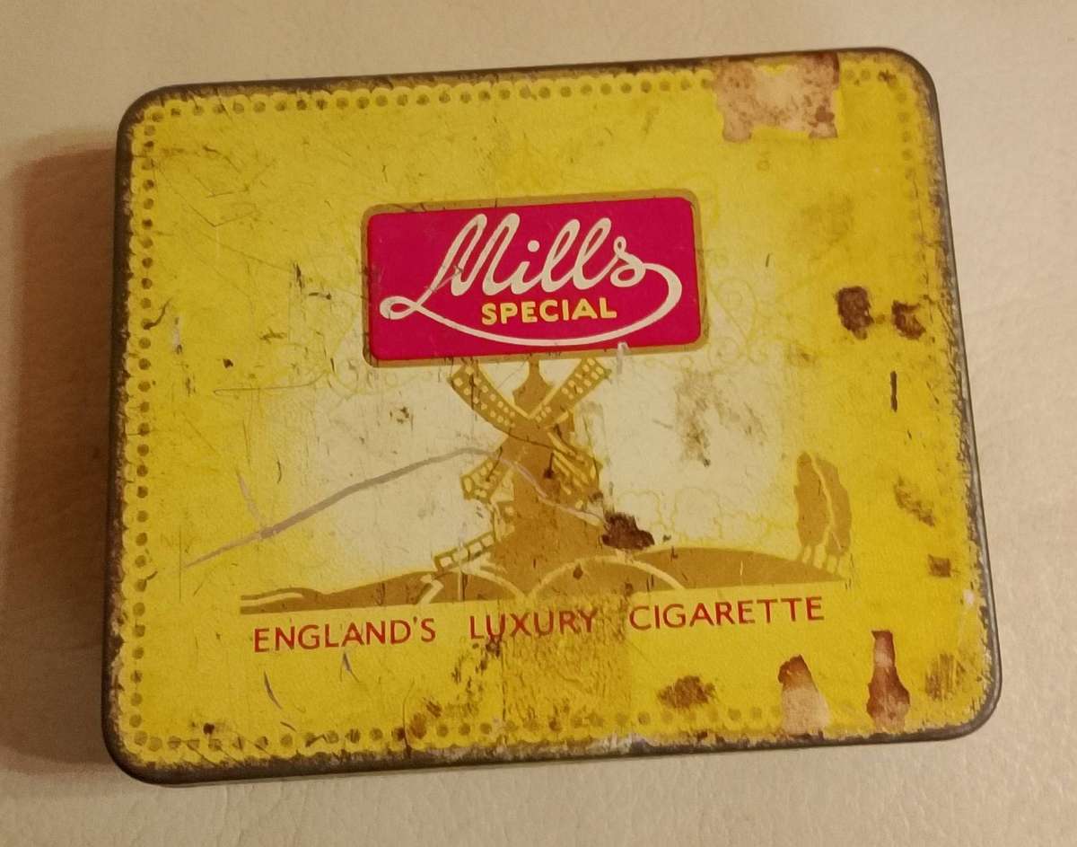 Vintage Mills Special Sigarette Tin Container