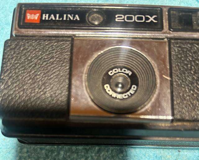 Halina 200x vintage camera