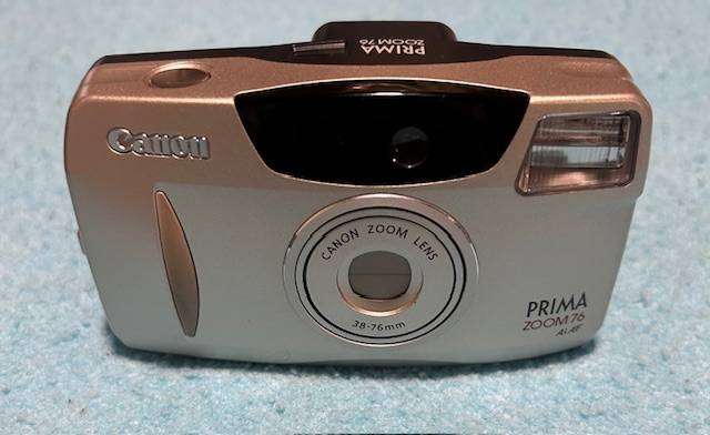 Vintage Canon Prima Zoom 76 AI AF camera
