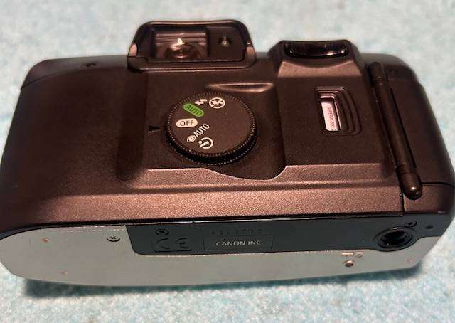 Vintage Canon Prima Zoom 76 AI AF camera