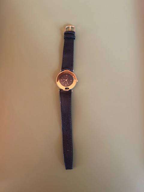 Ladies Quartz Watch