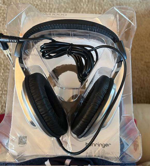 Behringer HPM1000 Multi-Purpose Headphones