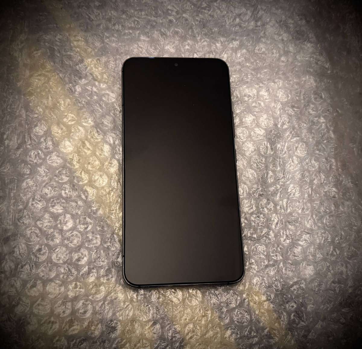 Samsung S22 5G Smartphone