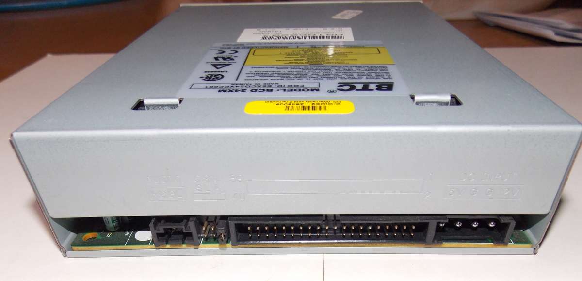 BTC BCD 24XM IDE CD-ROM Drive 24x (1998)