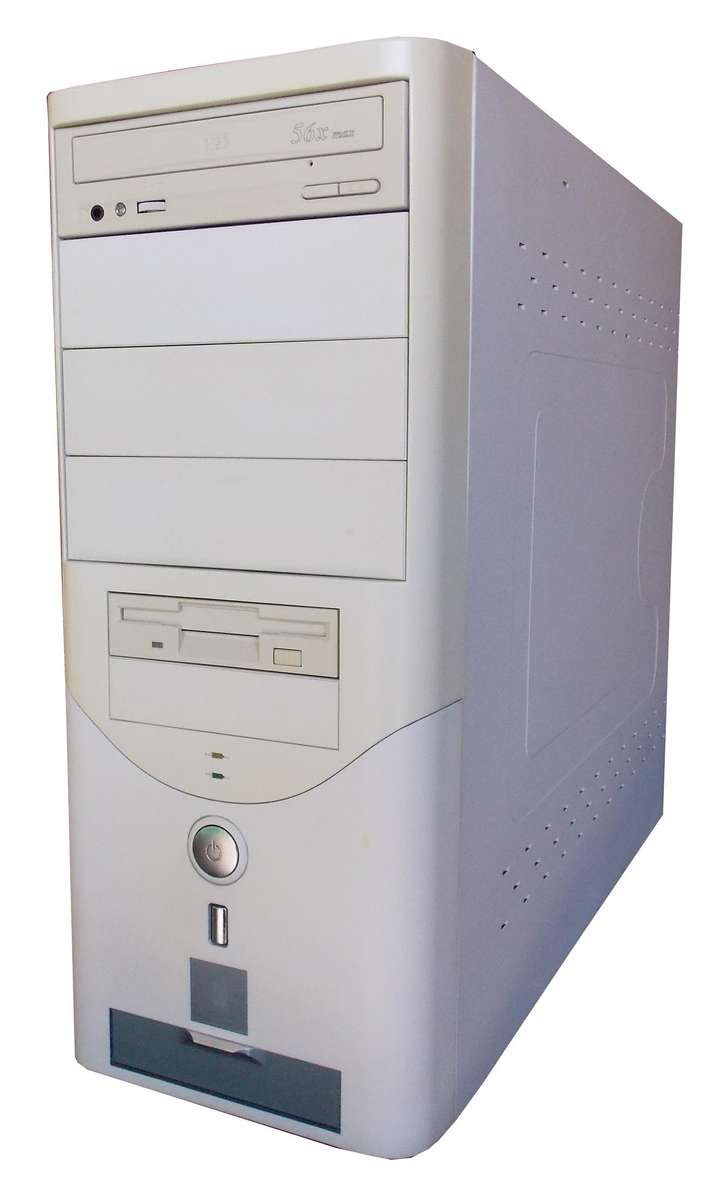 Gigabyte GA-6VX7B-4X Pentium III 1Ghz 256mb nVidia FX5200