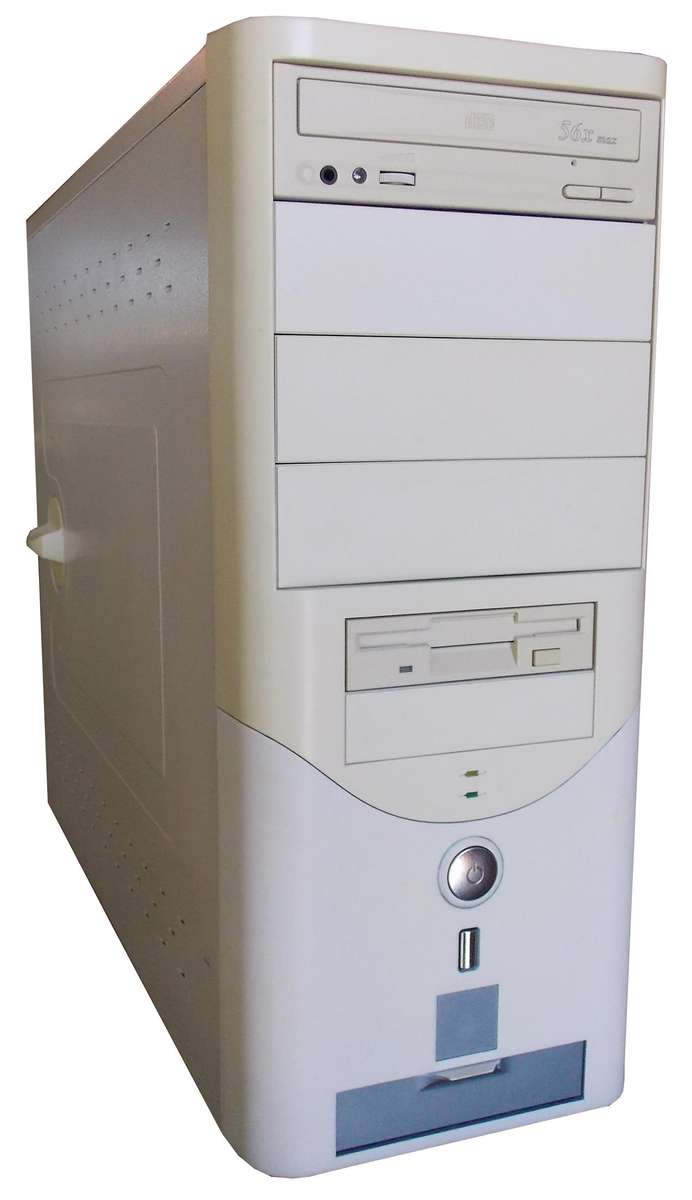 Gigabyte GA-6VX7B-4X Pentium III 1Ghz 256mb nVidia FX5200