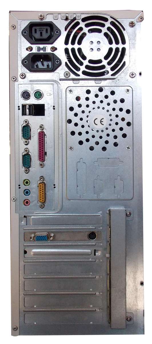 Gigabyte GA-6VX7B-4X Pentium III 1Ghz 256mb nVidia FX5200