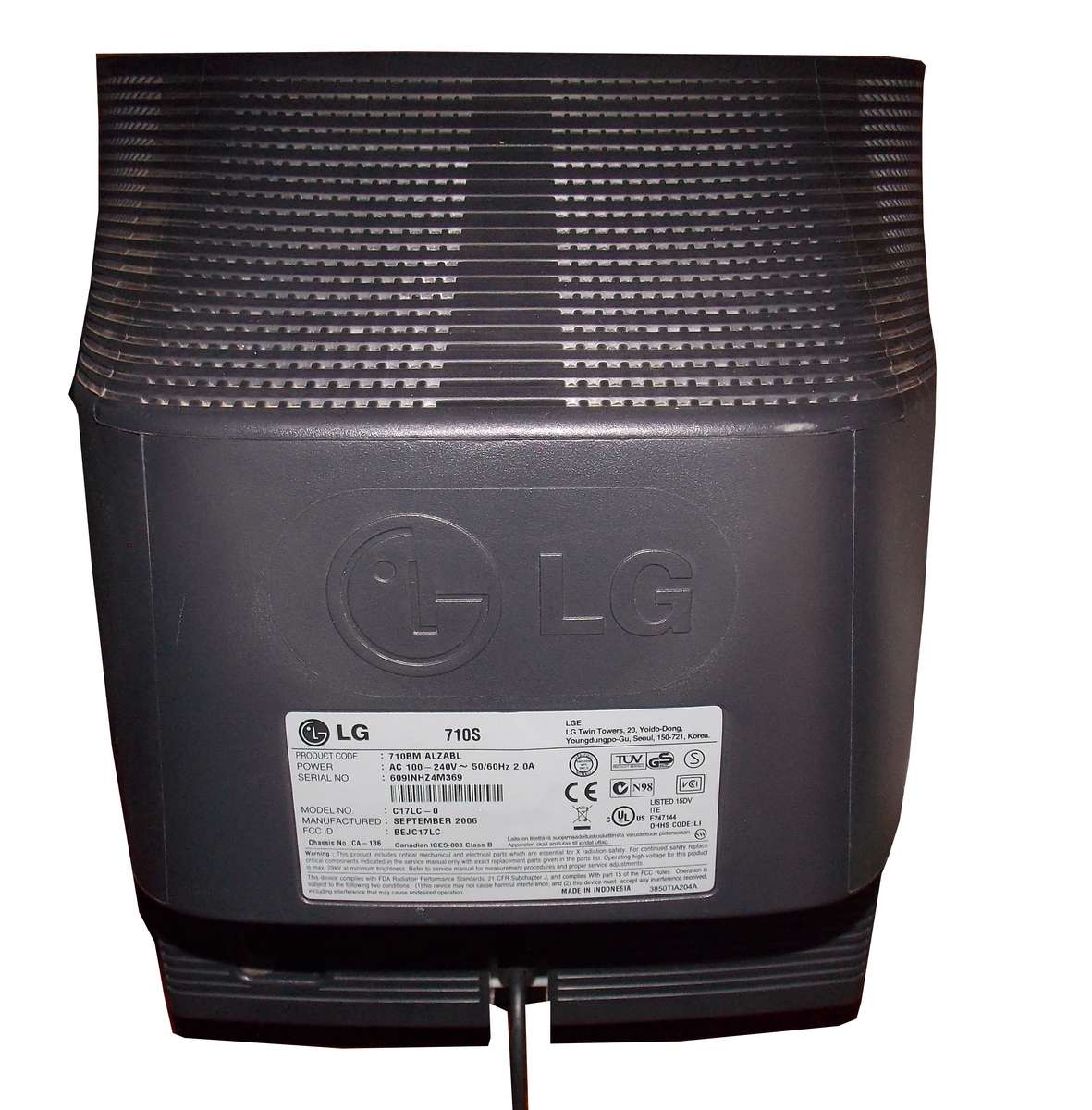 LG 710S CRT Flat Panel 17 Inch VGA Monitor (2006)
