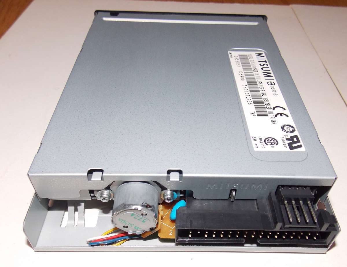 Mitsumi D353M3D 3.5 inch Floppy Drive (2002)