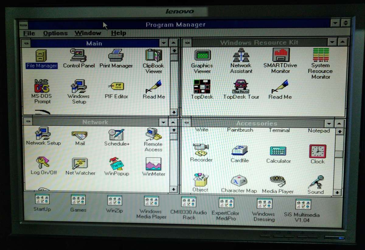 PC Chips M530 Intel Pentium 120Mhz 32mb RAM (1996)