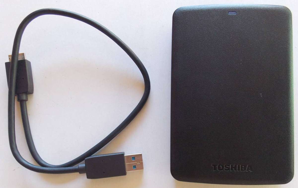 Toshiba Canvio Basics 3TB Portable Hard Drive USB 3.0