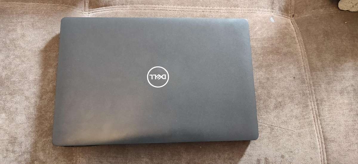 Dell Latitude 5501 Core i7 9850H, 512GB M.2 SSD, 16GB DDR4, Nvidia MX150