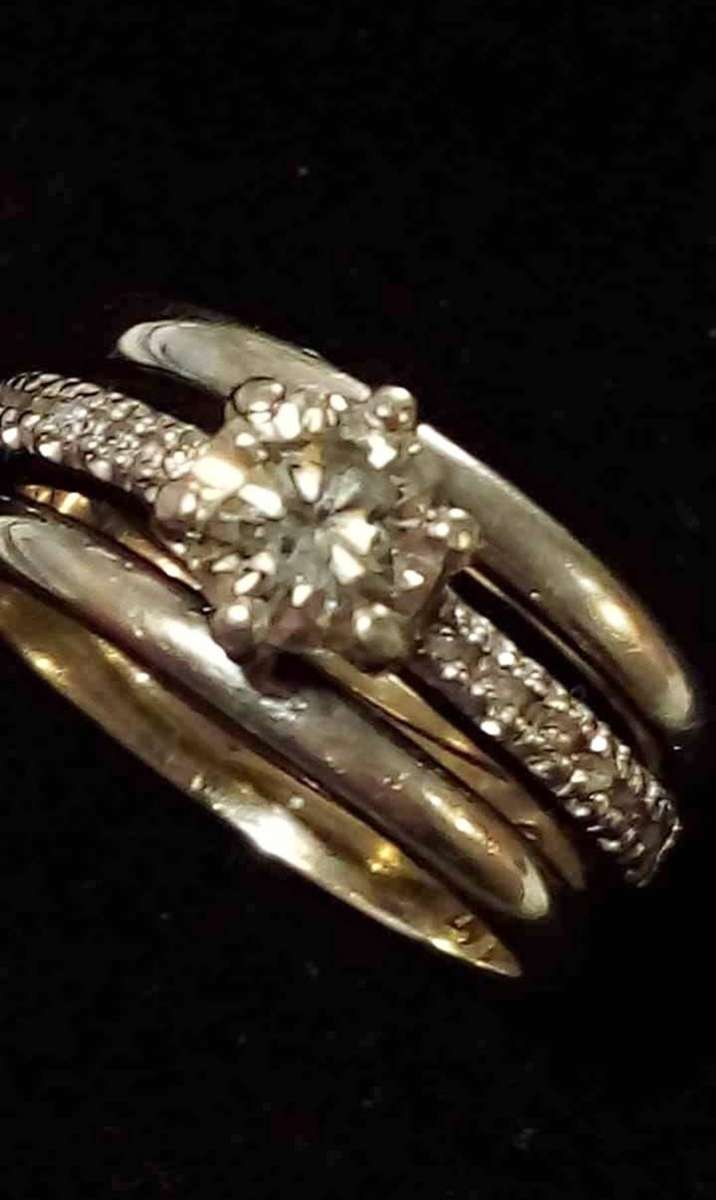 9ct White Gold Diamond Wedding Ring with 2x Joined Side bands