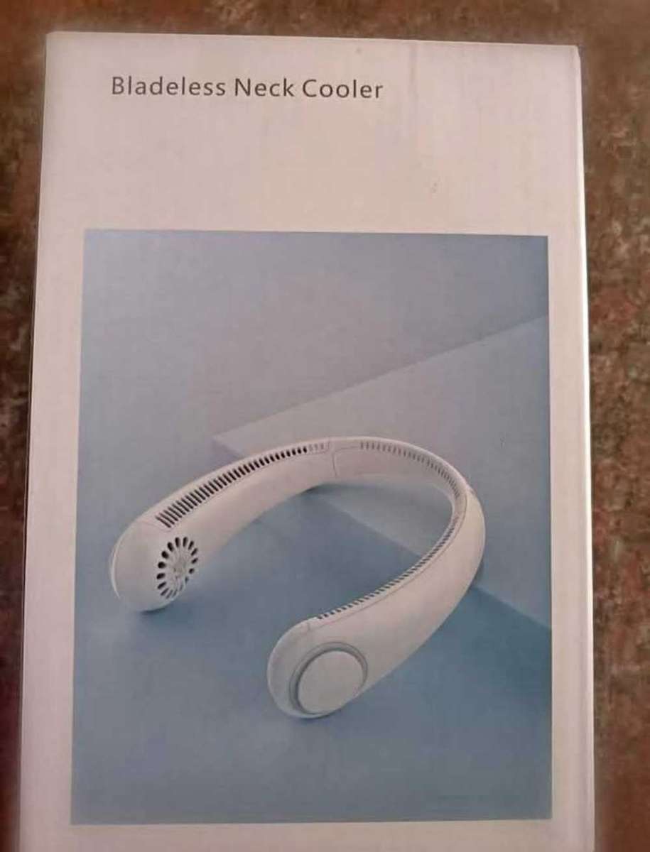 Neck Fan Bladeless
