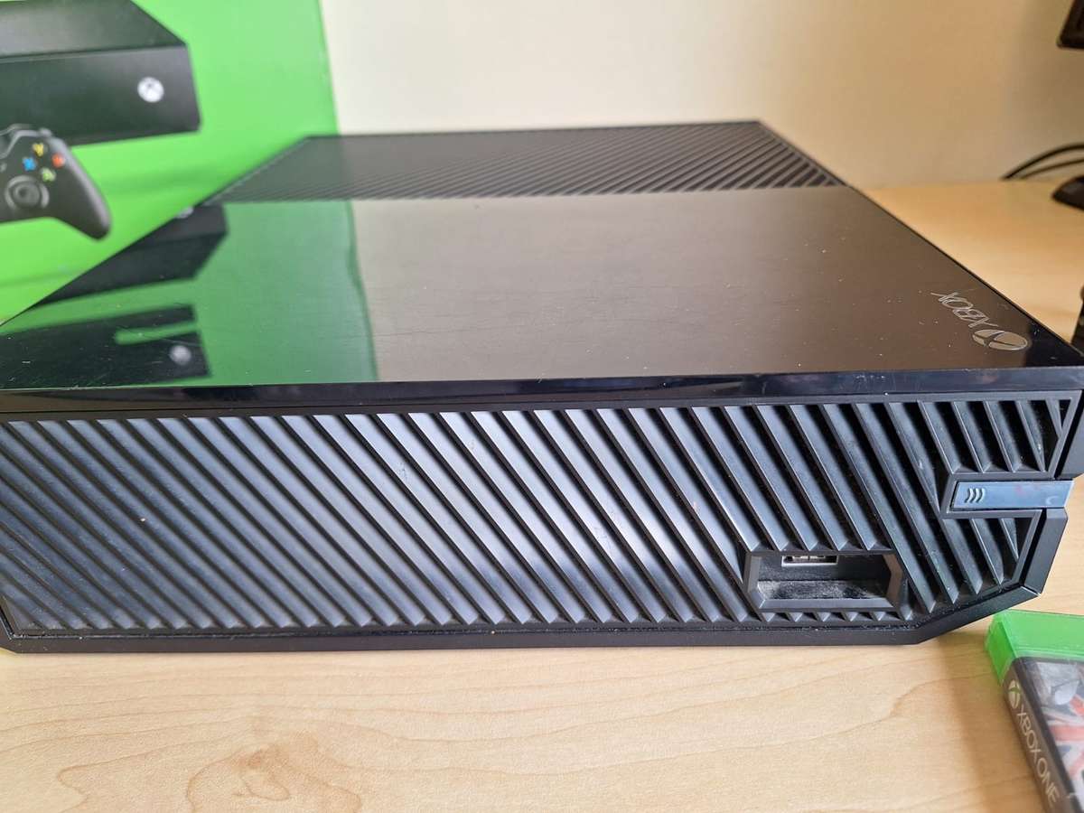 Xbox One - 500Gb Great condition