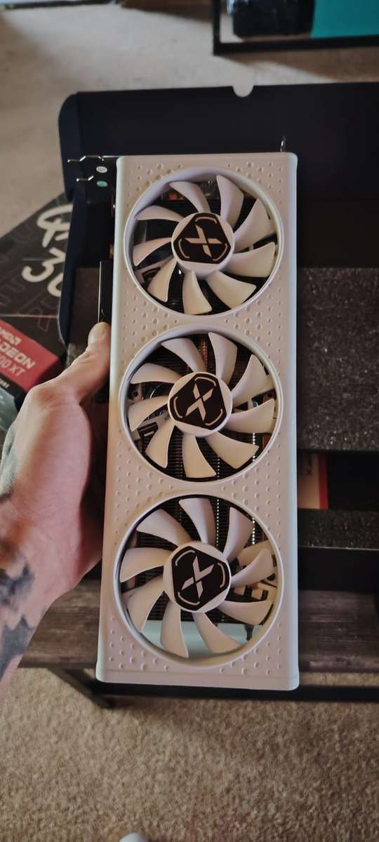 XFX Radeon RX6600XT