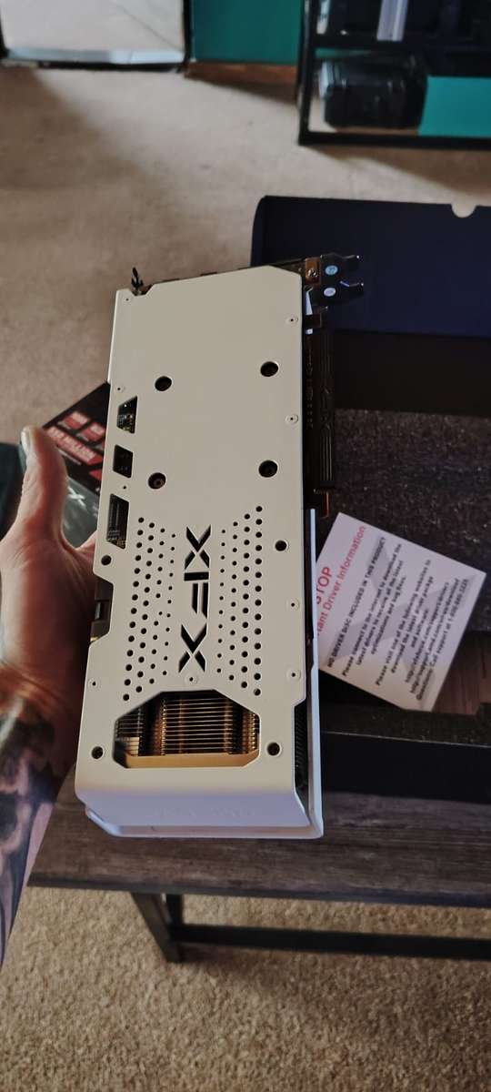 XFX Radeon RX6600XT