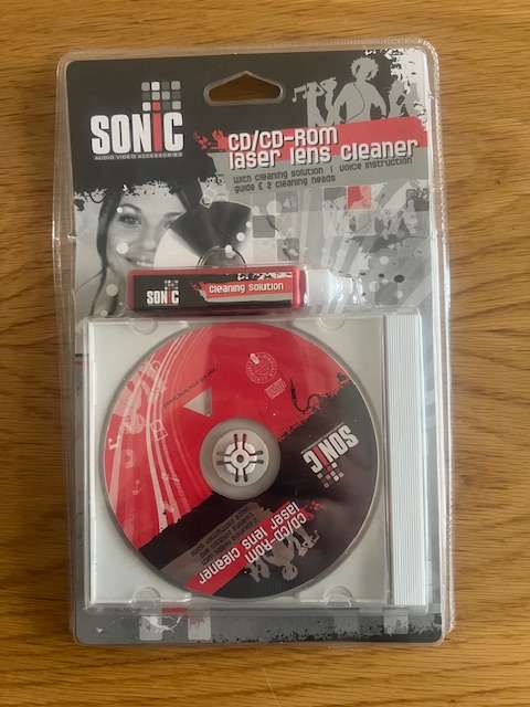 Unopened CD/DVD cleaner set.