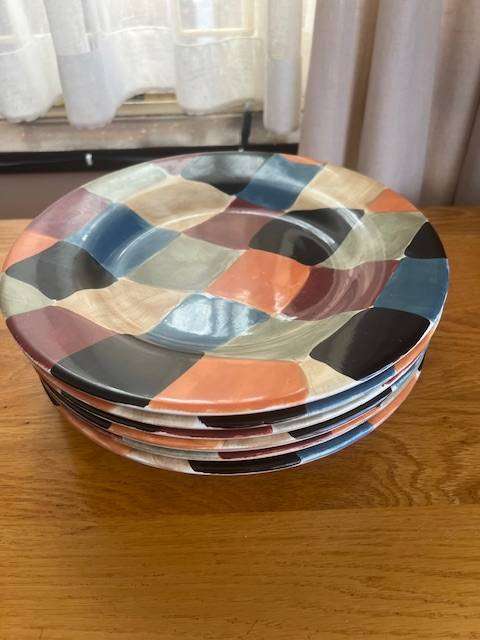 Tabletops Unlimited Barcelona Diamonds Dinner Plates