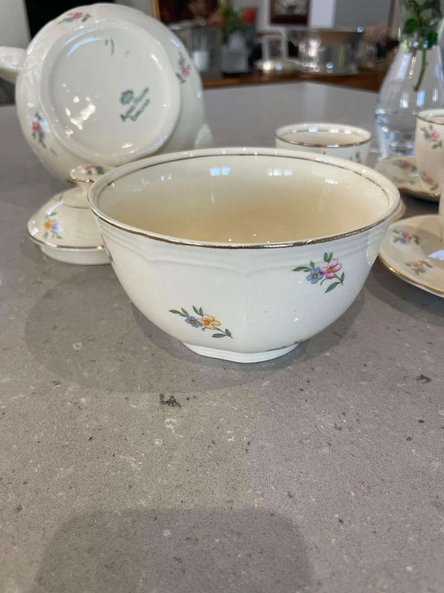 Alfred Meakin Marigold Astoria Shape/Scalloped "Rare/Delicate Complete Post War 1945 - Tea Set.