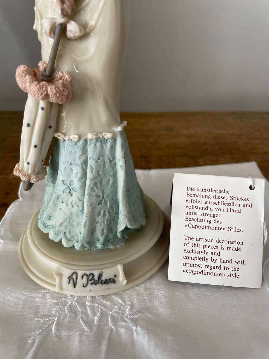 Vintage A Belcari Porcelain Figurine - Italian Lady/ Dear Collection 1988 with original certificate!