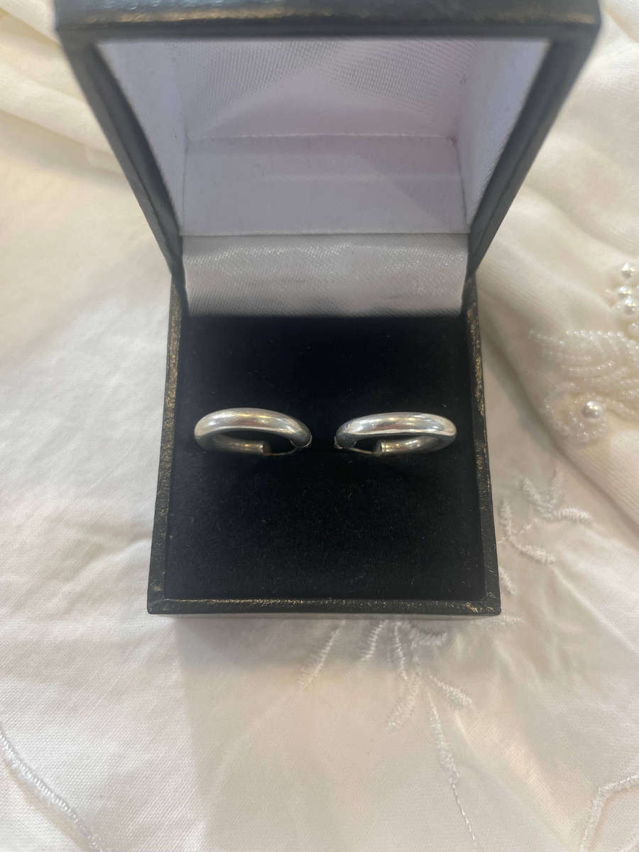 Classic Sterling Silver "925" "ITALY" Chunky Hoop Earrings.
