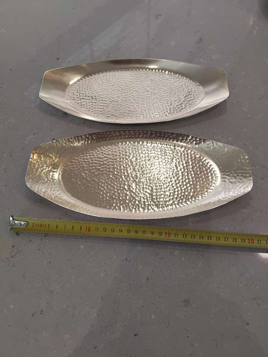 "Vintage" solid brass hammered surface snack/bread serving plates from the 1950s - 1960s.