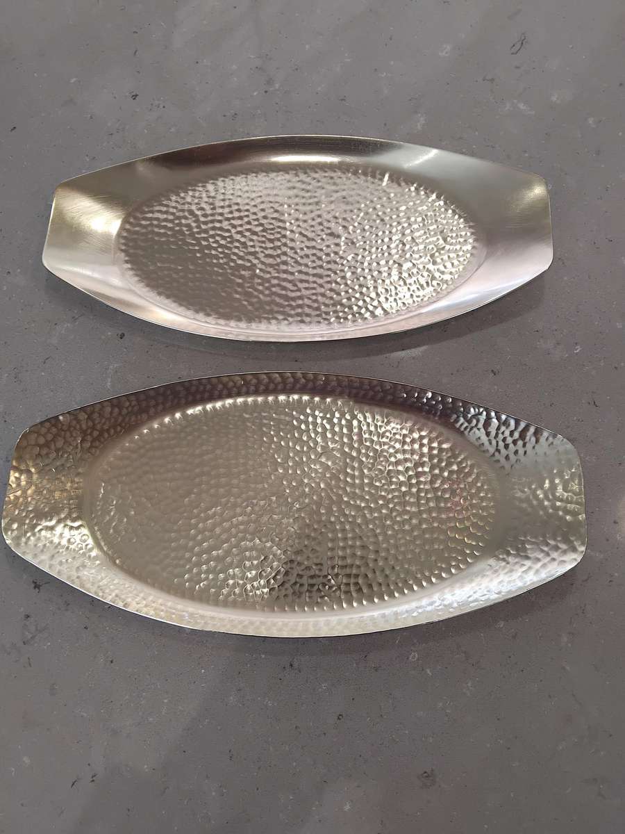 "Vintage" solid brass hammered surface snack/bread serving plates from the 1950s - 1960s.