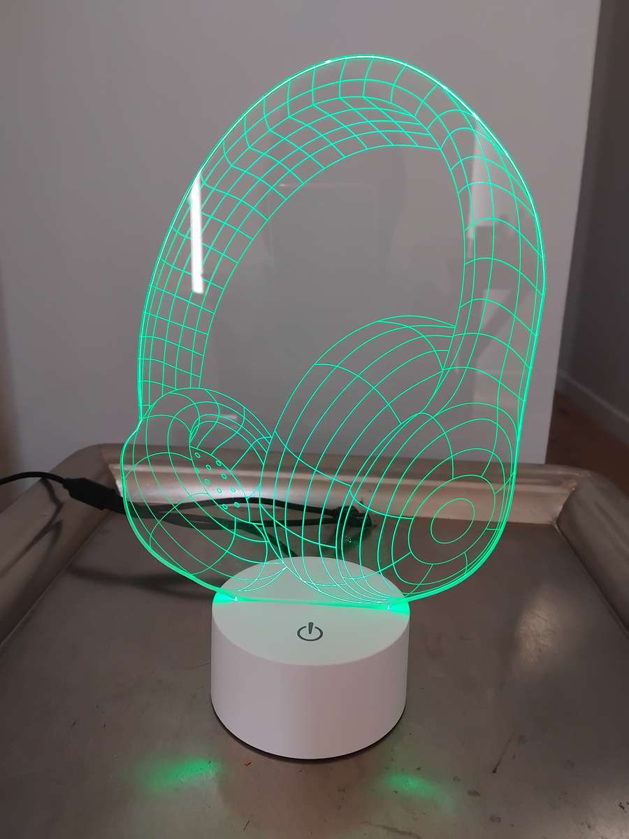 Optical illusion 3D headphone lamp