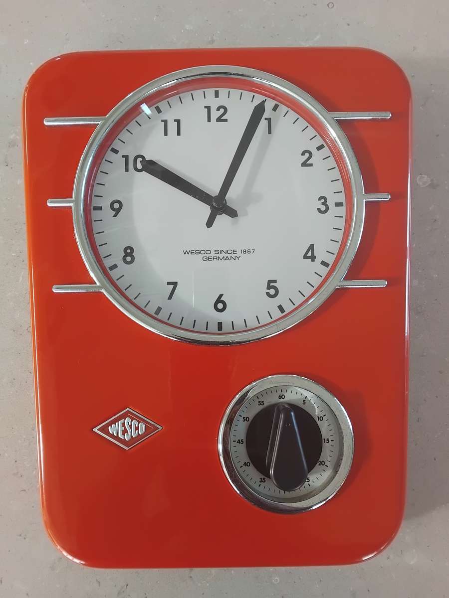 Retro Wesco kitchen wall clock with timer