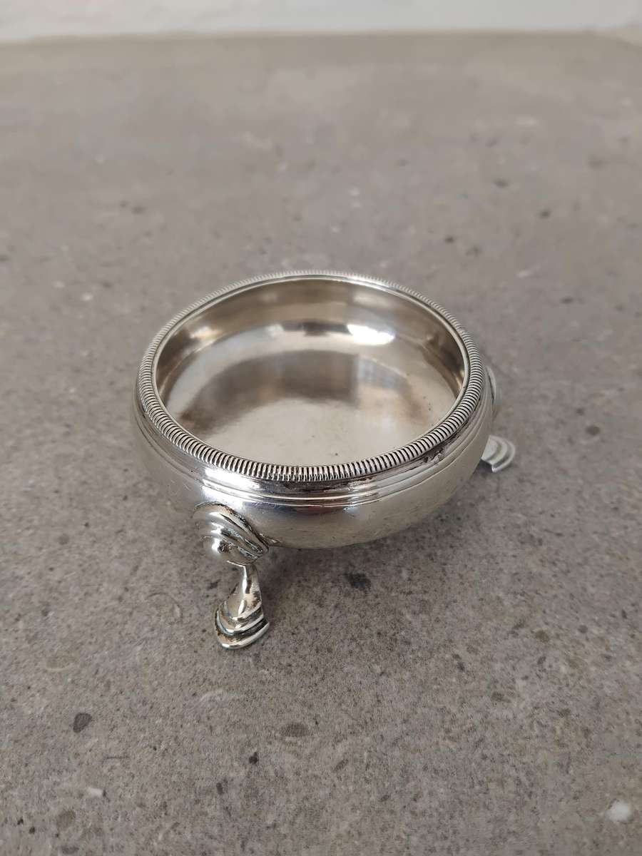 Sterling Silver Hallmarked King George III Antique Salt Cellar London 1764