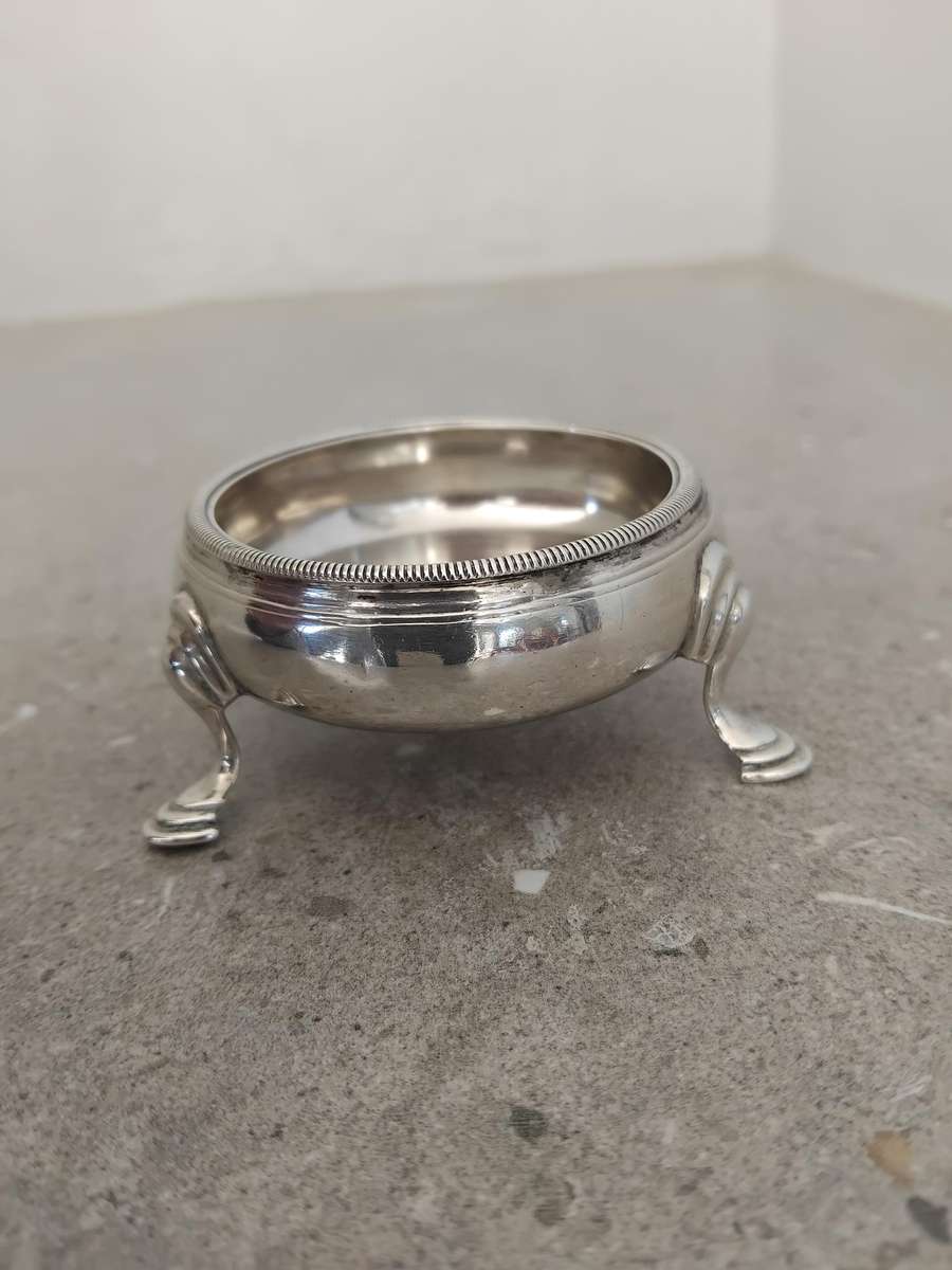 Sterling Silver Hallmarked King George III Antique Salt Cellar London 1764