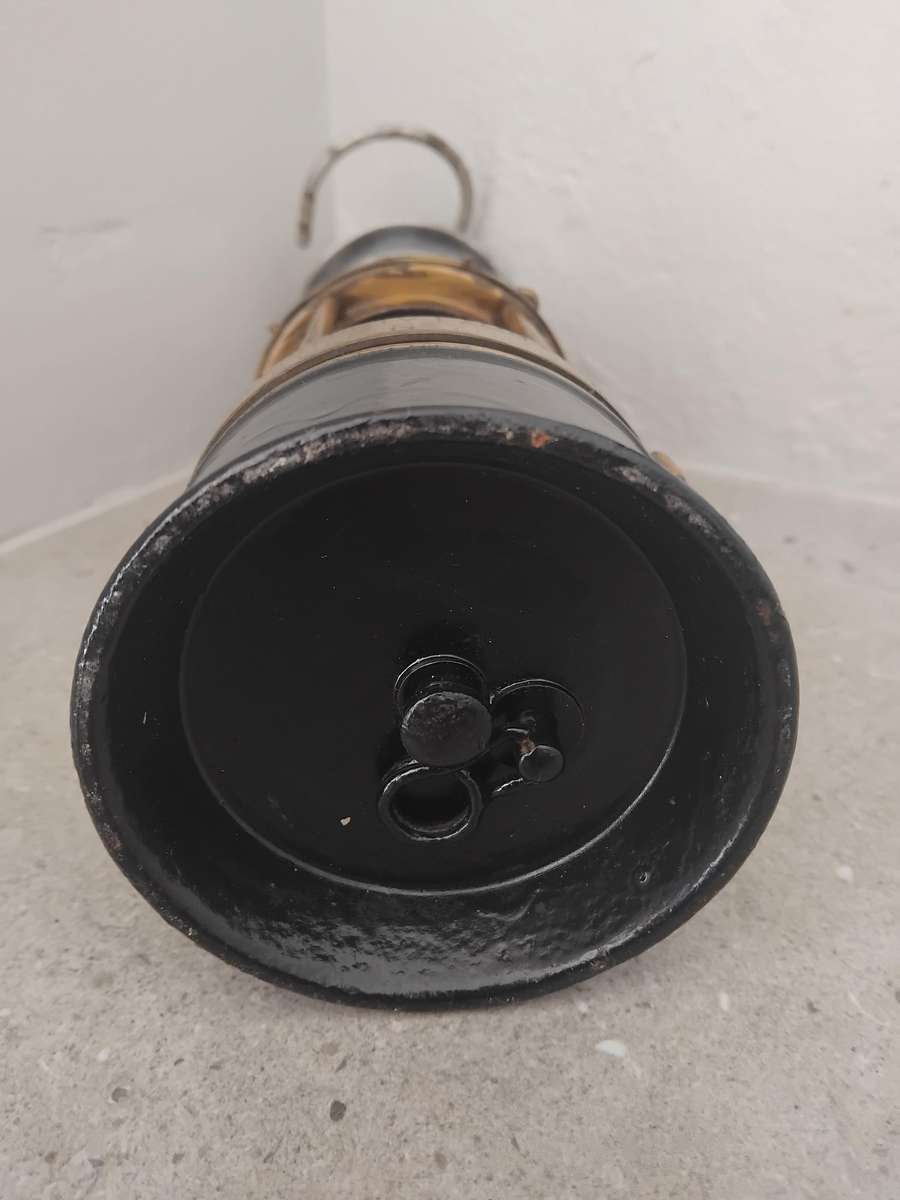 Painted Mine Safety Wolf Lamp Made By Victor Kent