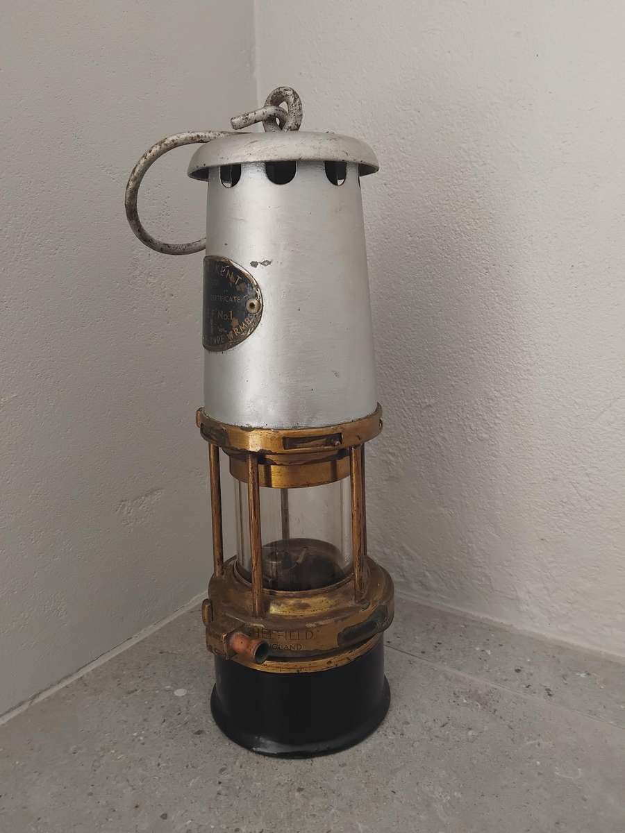 Painted Mine Safety Wolf Lamp Made By Victor Kent