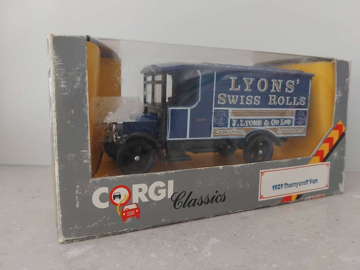 Corgi Classic 1:43 Die Cast 1929 Thornycraft "LYONS' SWISS ROLLS" Delivery Van (C821)