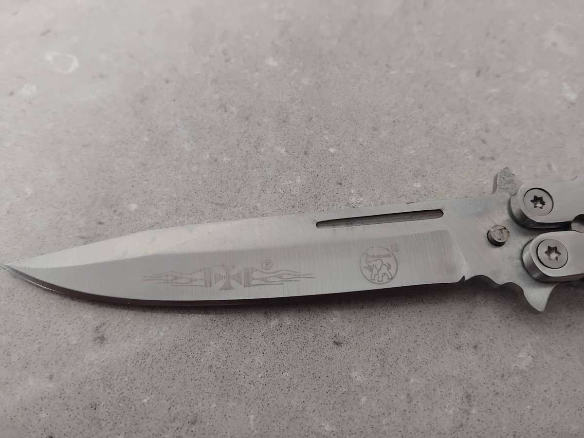 YinXiang Butterfly Knife With Original Pouch