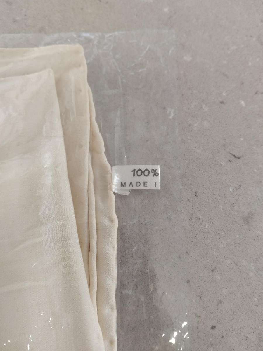 "THE - JAQUAR - COLLECTION" 100% pure silk scarf made in Italy.