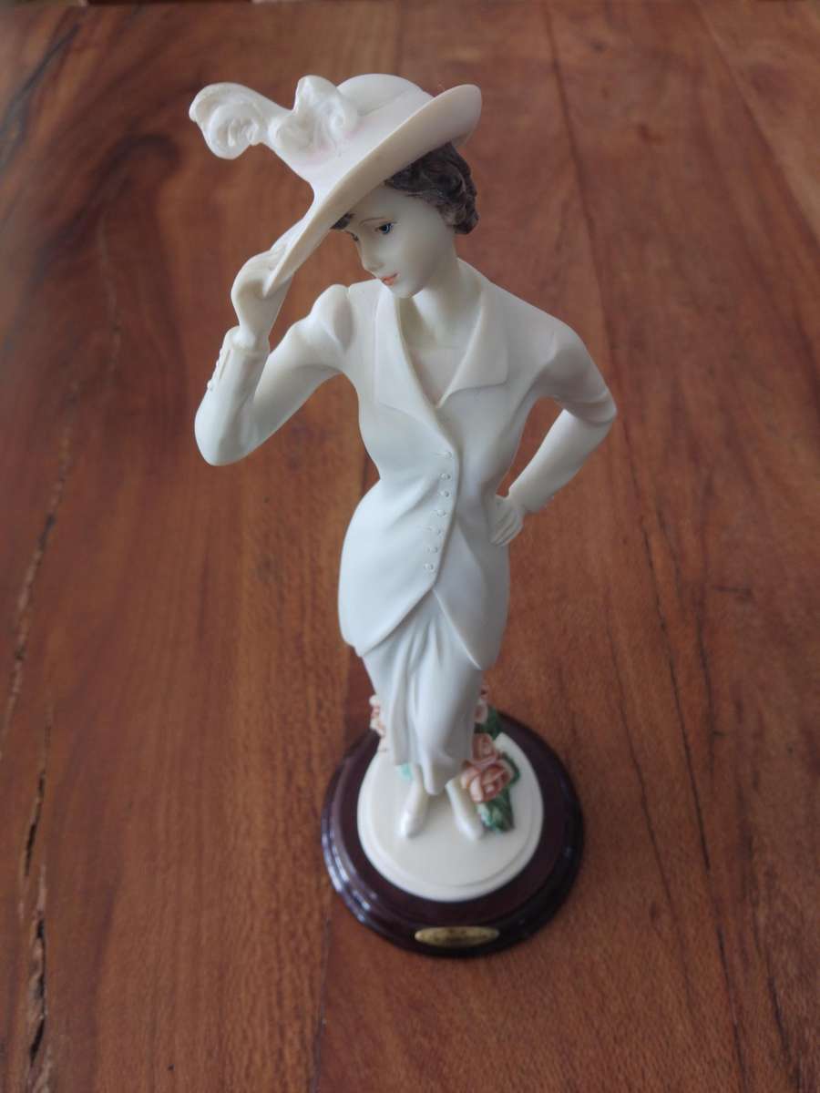 JULIANA Collection - Art Deco Figurine - Girl with a Feather Hat.